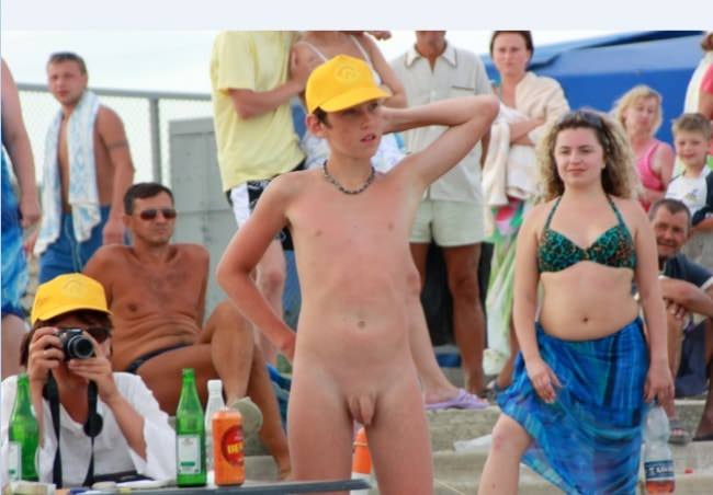 Photos of naked beautiful nudists Photos of naked beautiful nudists